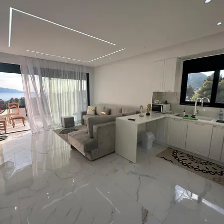Very Luxuri 2 Bedroom Sea View Apartamento Fier