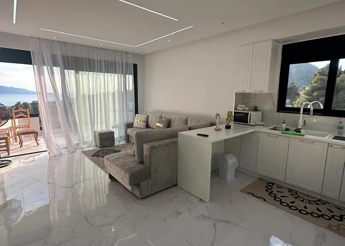 Very Luxuri 2 Bedroom Sea View Apartamento Fier